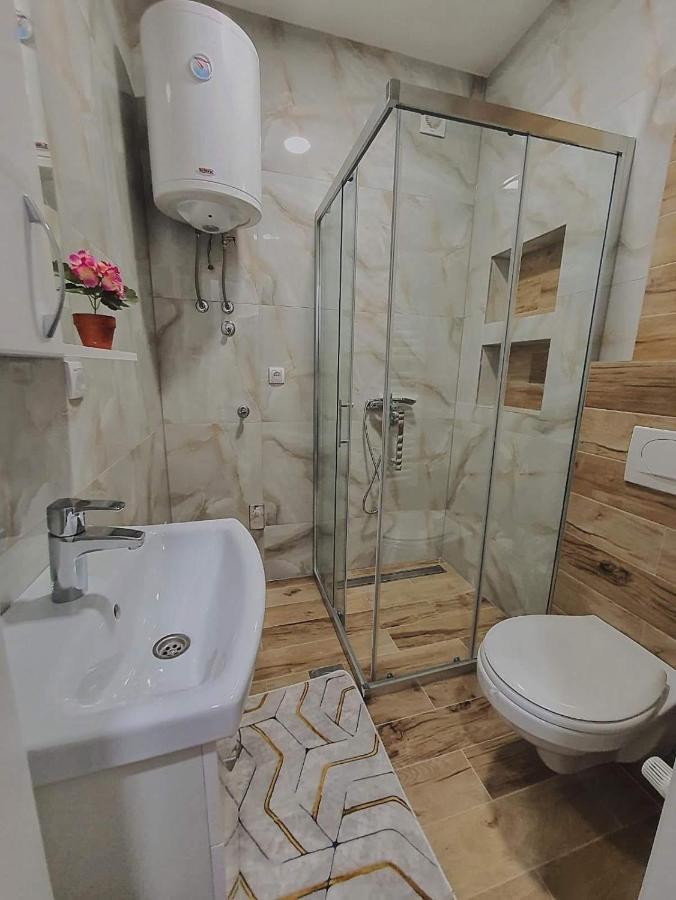 Zara 1 Apartman Биелина Экстерьер фото