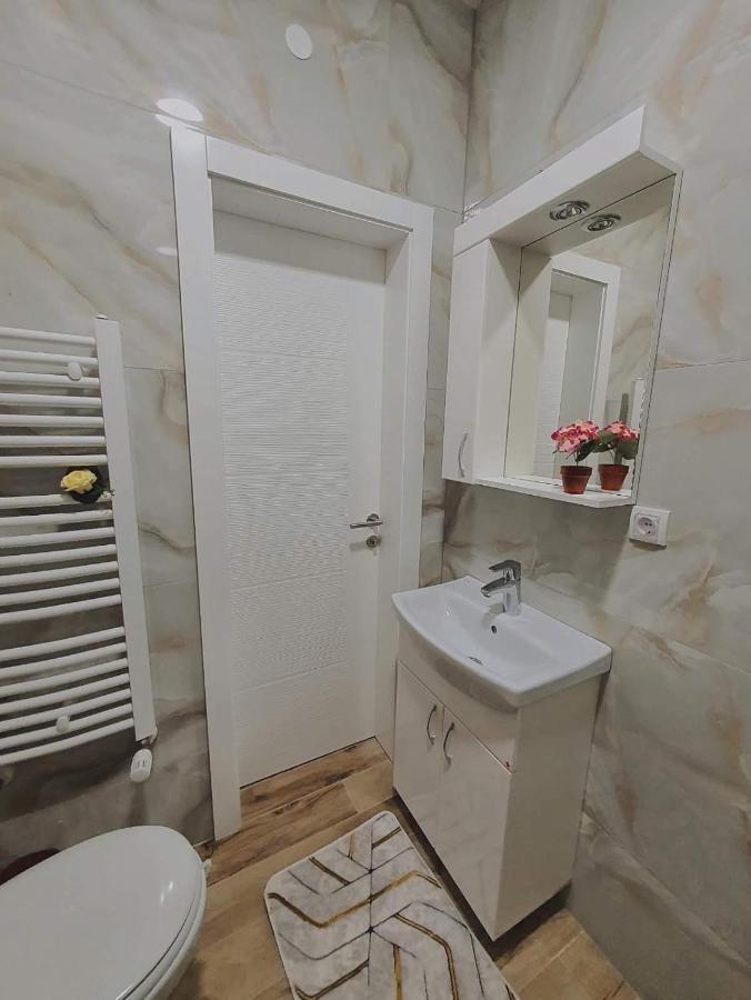 Zara 1 Apartman Биелина Экстерьер фото